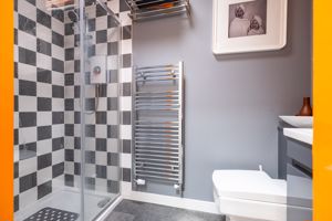 En-Suite- click for photo gallery